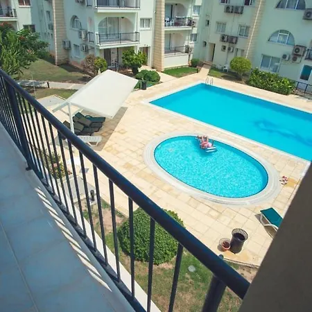 Sunrise Club Lejlighed Gastria