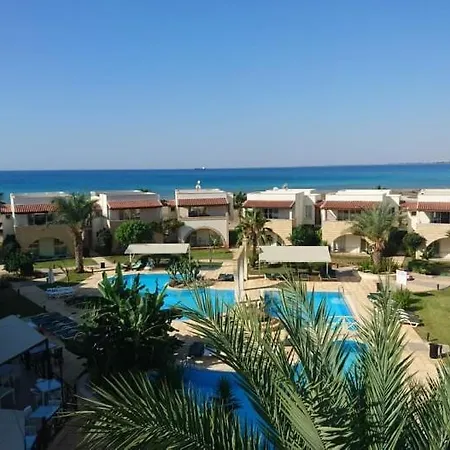 Sunrise Club Lejlighed