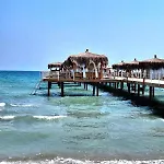 Sunrise Club * Gastria