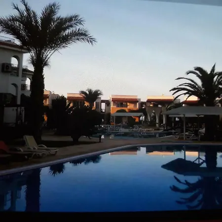 Sunrise Club * Gastria