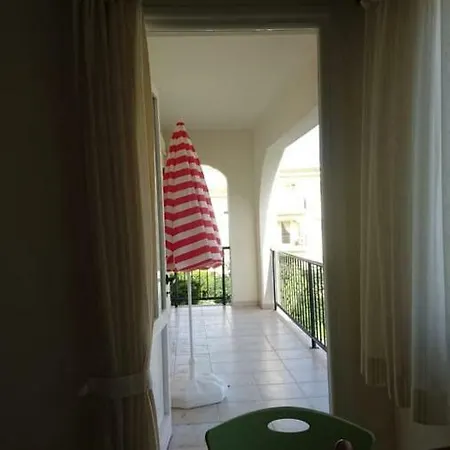 Apartamento Sunrise Club *