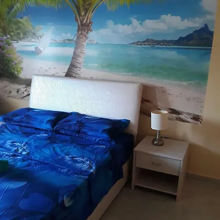 Sunrise Club Apartment