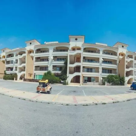 Sunrise Club Apartamento Gastria