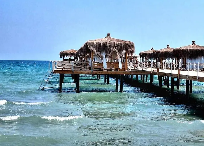 Sunrise Club * Gastria